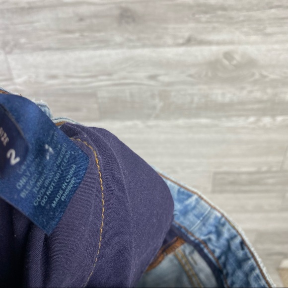 Express Light Wash Ripped Straight Leg Jeans - Picture 2 of 8